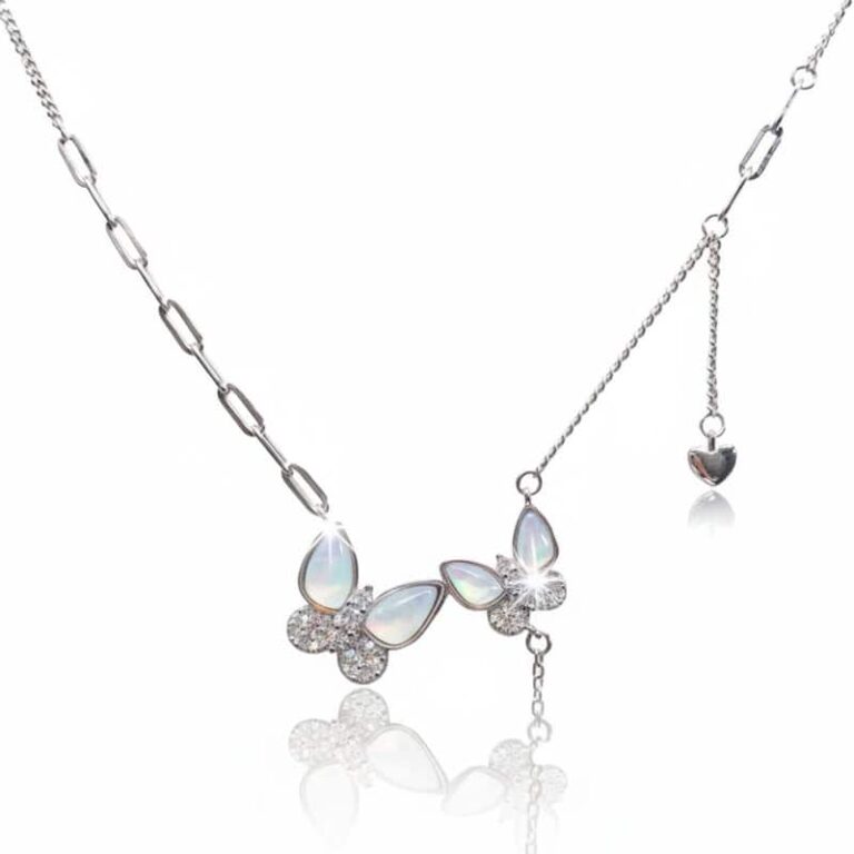 Collar Mariposa Doble y Cadenas