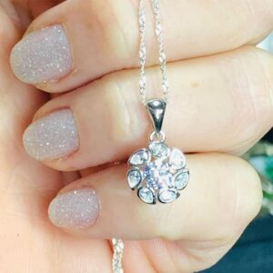 Dije Plata Flor de Lágrimas
