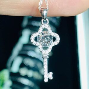 Dije Plata Llave Antigua Circon